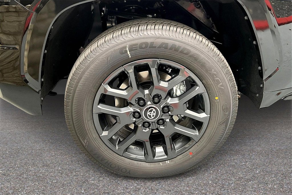 New 2026 Toyota Tundra Platinum image 8