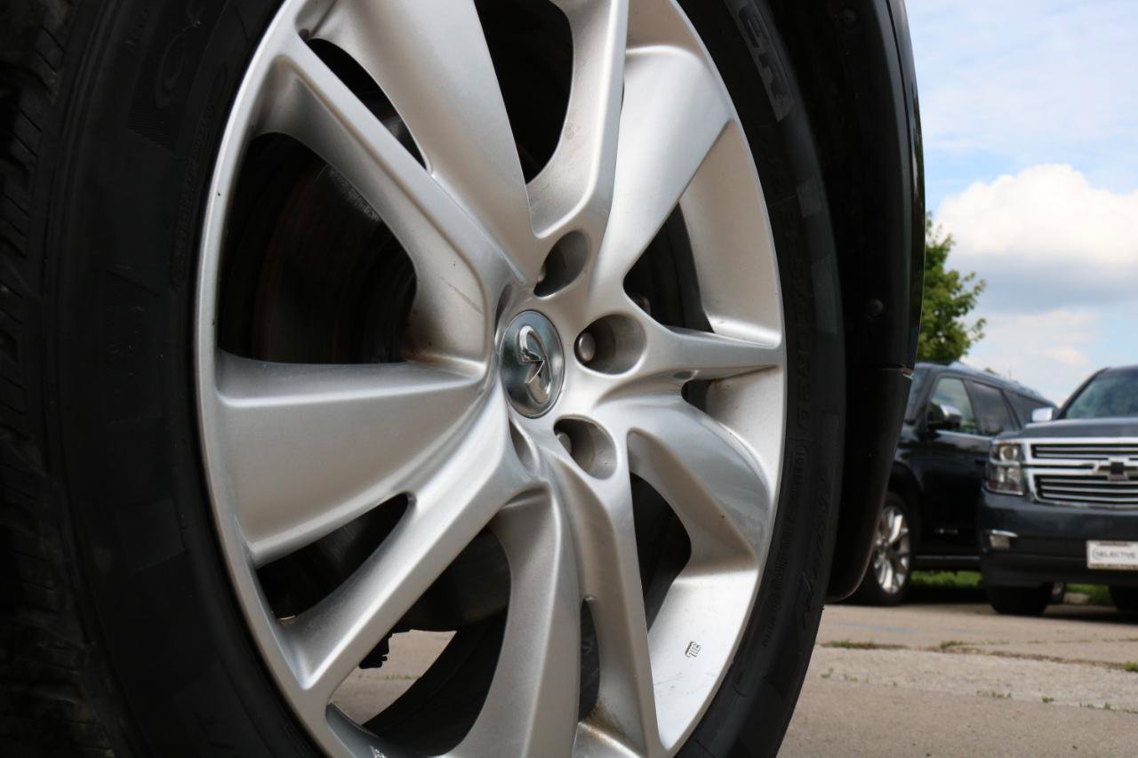 Used 2012 INFINITI FX35 AWD w/ Premium Pkg image 9