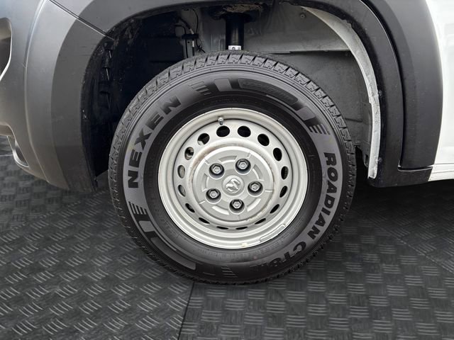 Used 2024 RAM ProMaster 3500 w/ Premium Convenience Group image 14