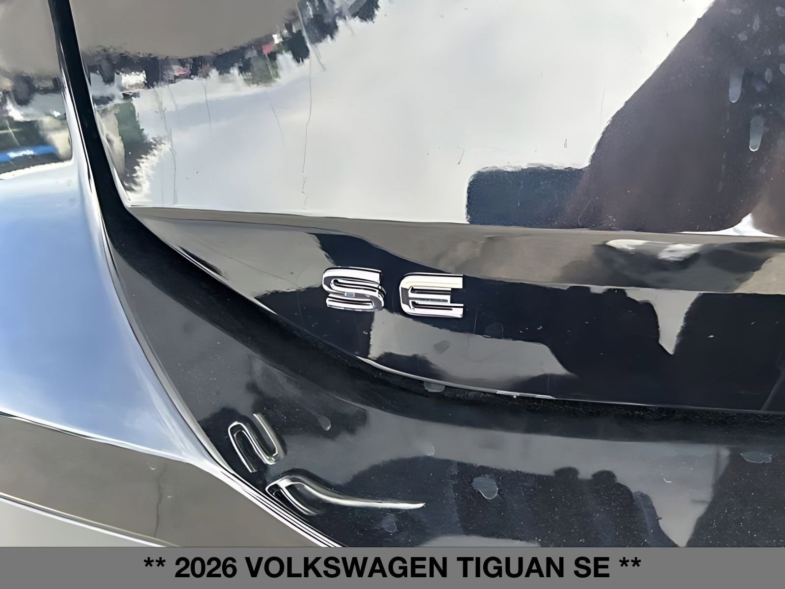 New 2026 Volkswagen Tiguan SE AWD/4WD image 14