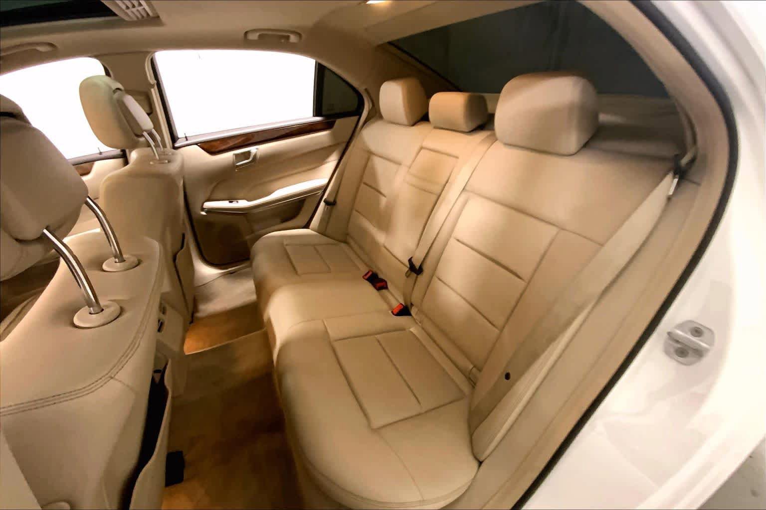 Used 2014 Mercedes-Benz E 350 Sedan image 20