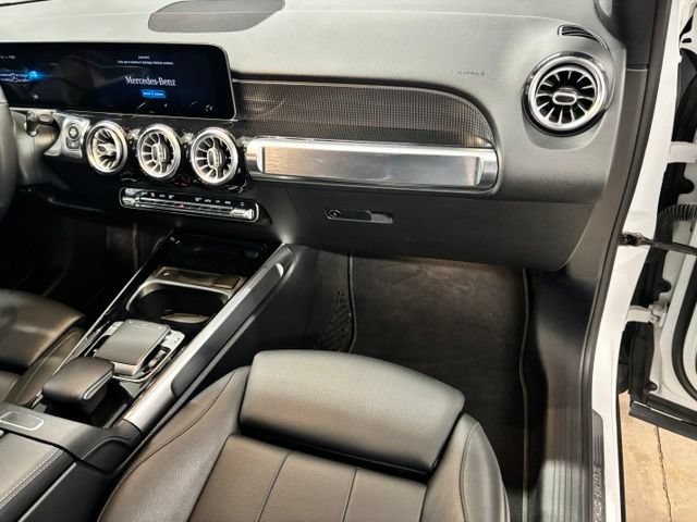 Used 2020 Mercedes-Benz GLB 250 image 20