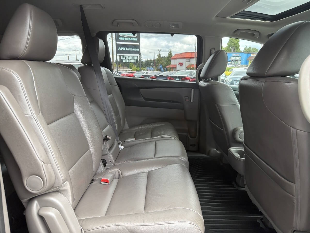 Used 2012 Honda Odyssey EX-L image 19