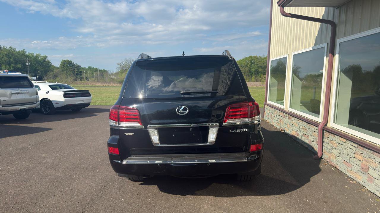 Used 2013 Lexus LX 570 4WD image 44