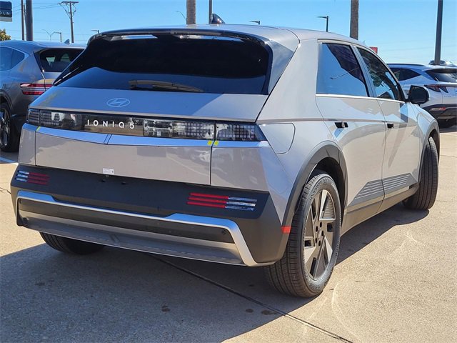New 2026 Hyundai Ioniq 5 SEL image 4