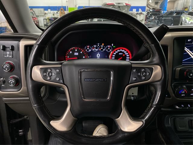 Used 2016 GMC Sierra 1500 Denali w/ Enhanced Driver Alert Package AWD/4WD image 22