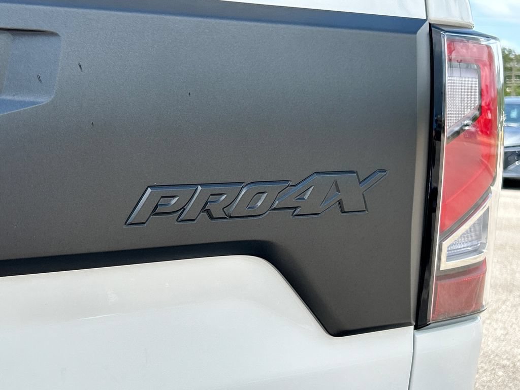 Certified 2023 Nissan Titan PRO-4X AWD/4WD image 5