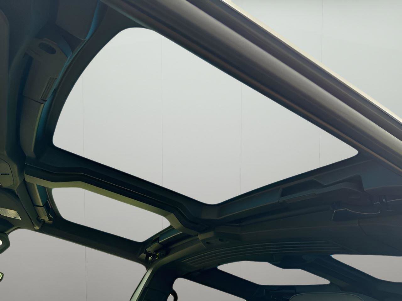 New 2024 GMC Hummer EV 3X w/ LPO, Illumination Package image 26