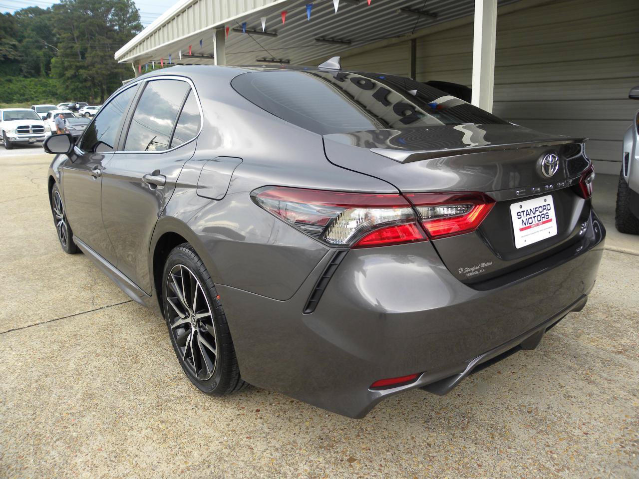Used 2023 Toyota Camry SE AWD/4WD image 7