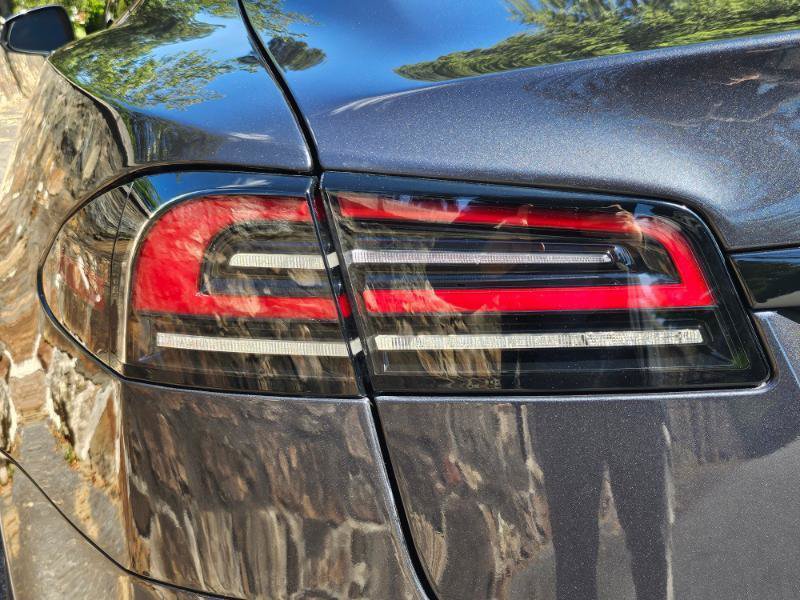 Used 2024 Tesla Model S AWD/4WD image 29