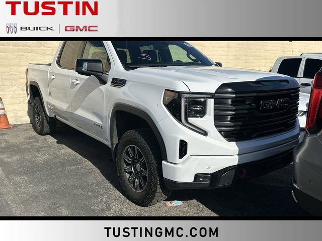 Used 2025 GMC Sierra 1500 AT4 image 1