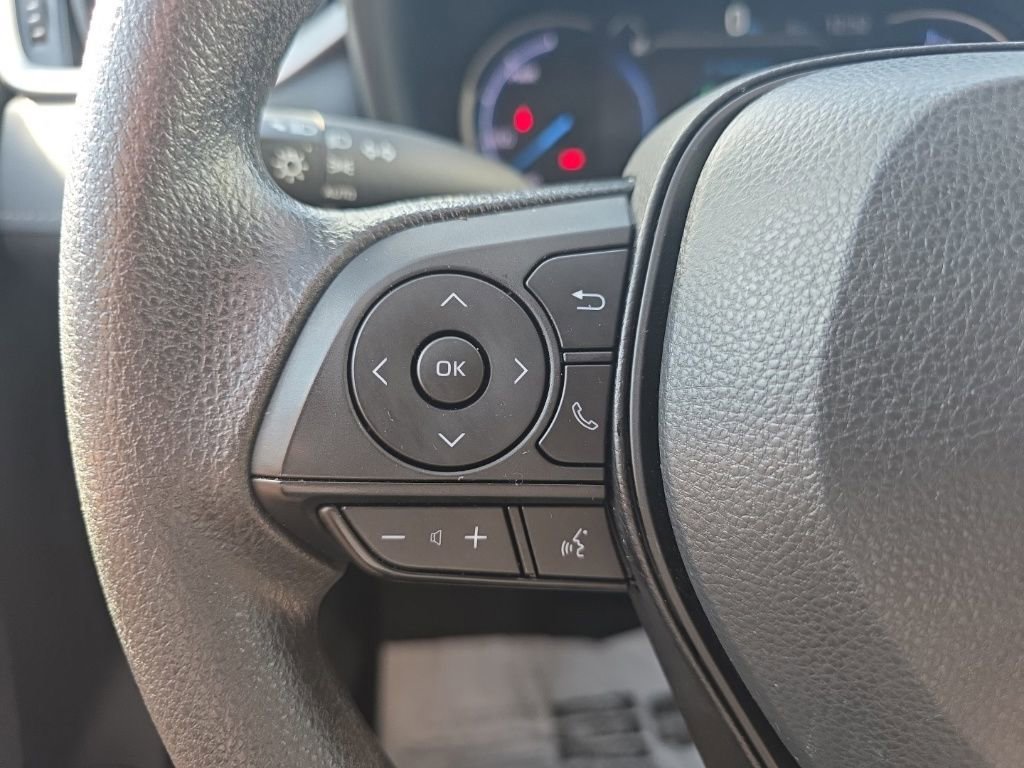 Used 2024 Toyota RAV4 XLE image 25