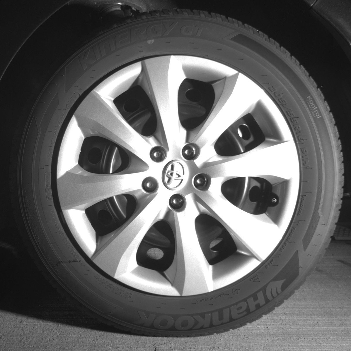 Used 2025 Toyota Corolla LE FWD image 14