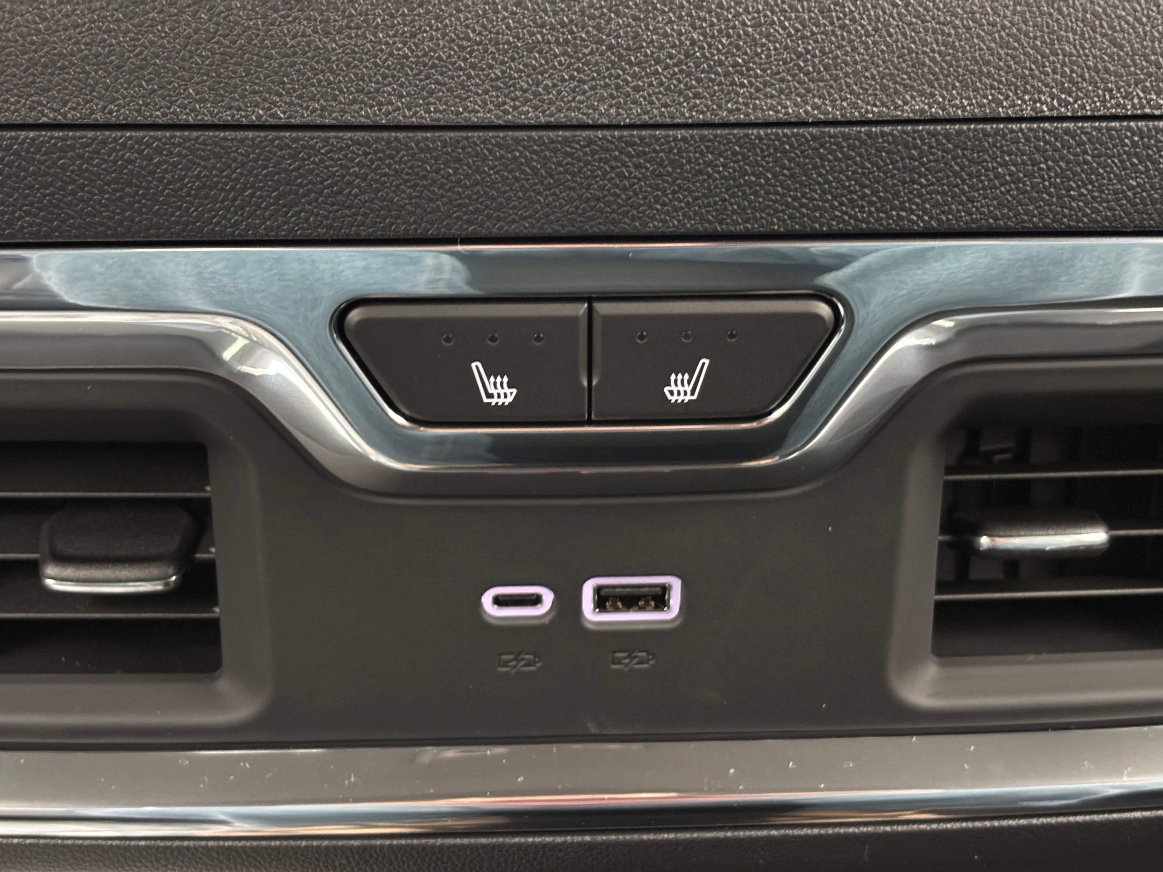 New 2026 GMC Sierra 1500 Denali AWD/4WD image 9