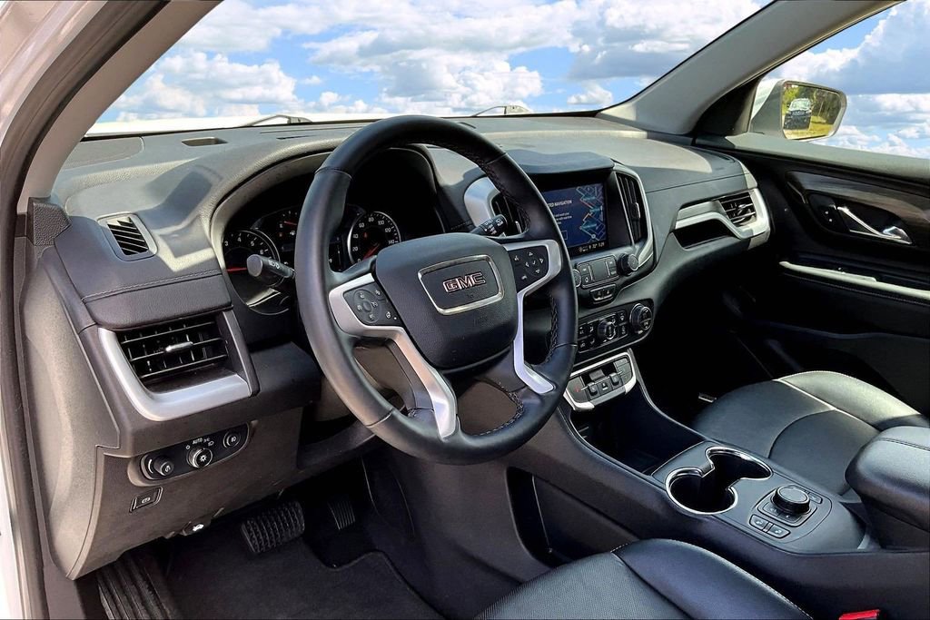 Used 2024 GMC Terrain SLT w/ Infotainment Package II AWD/4WD image 19