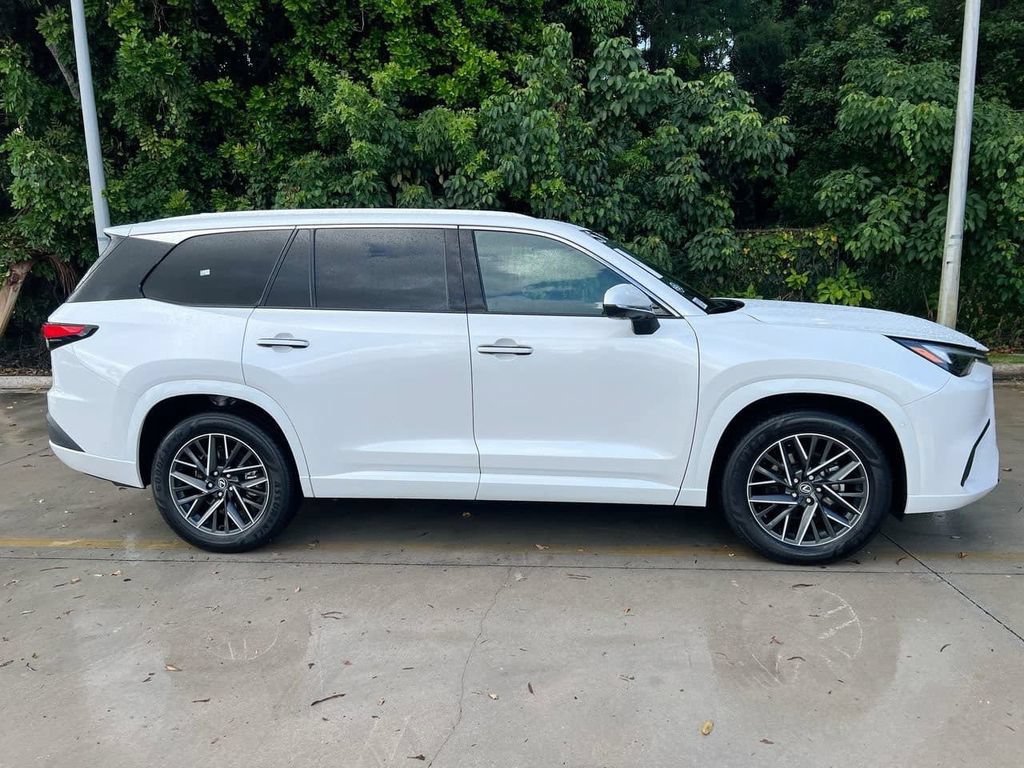Certified 2025 Lexus TX 350 AWD w/ Technology Package image 8