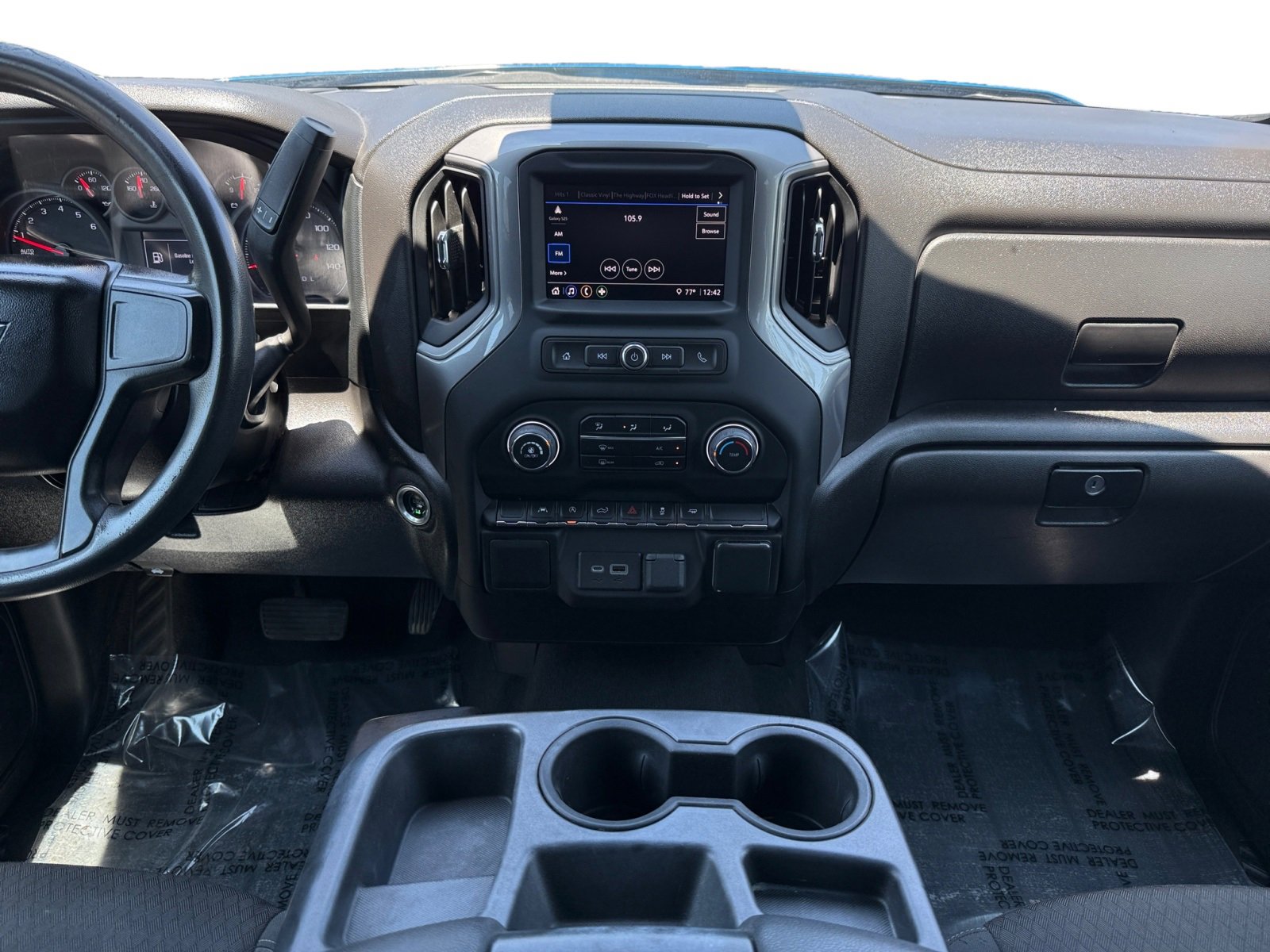 Used 2022 Chevrolet Silverado 1500 Custom image 11