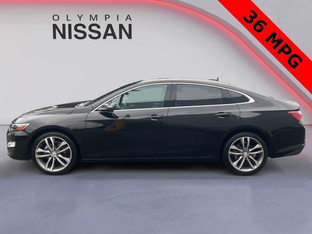 Used 2022 Chevrolet Malibu LT image 2