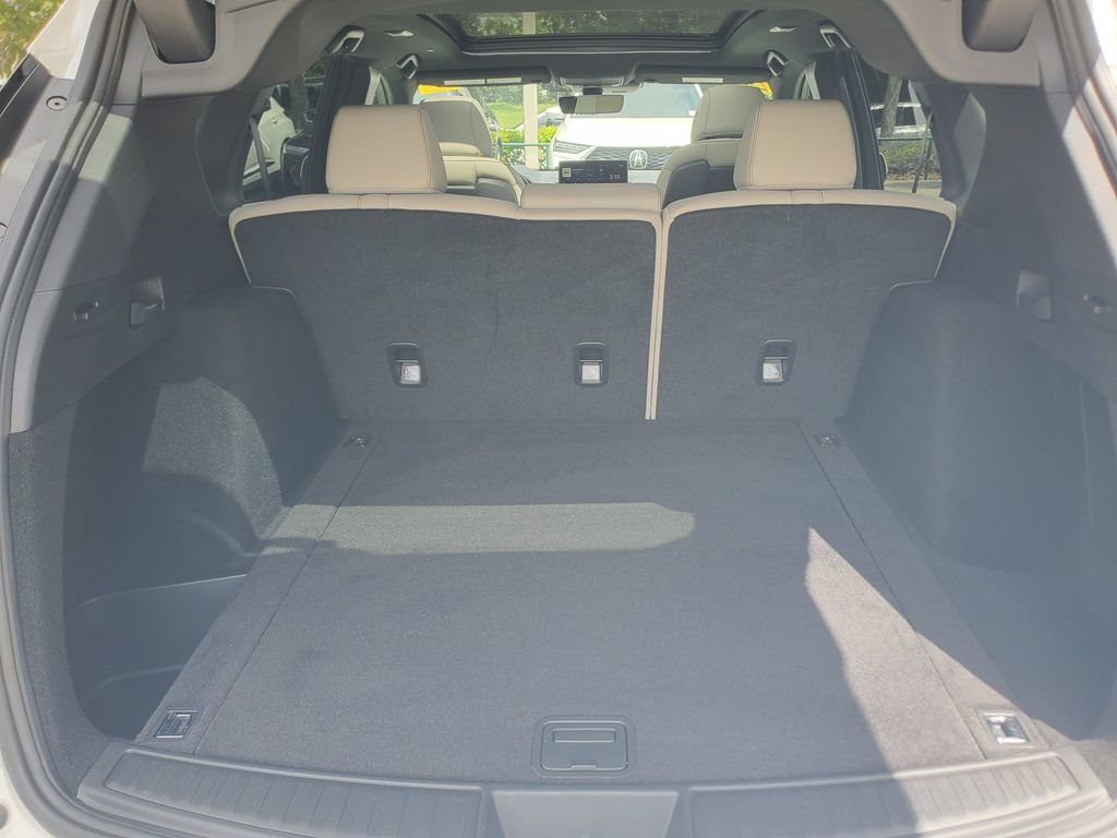 Used 2025 Acura RDX SH-AWD image 8
