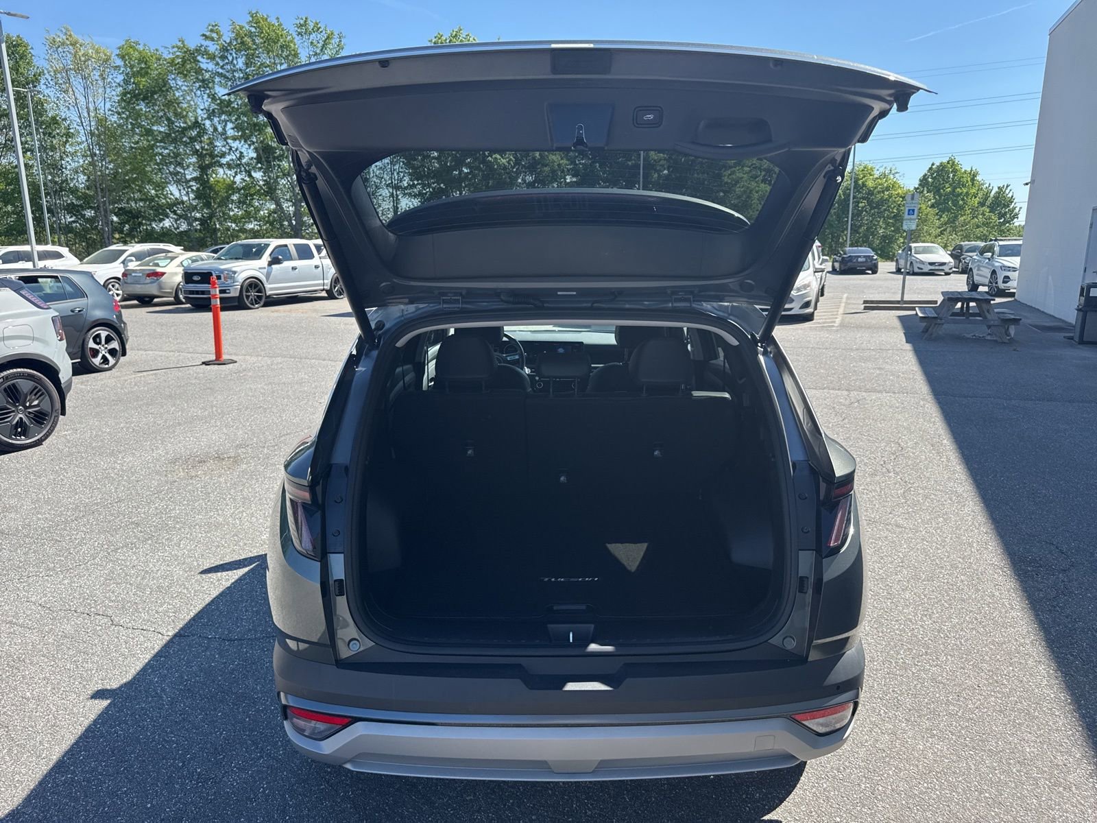 Certified 2025 Hyundai Tucson Limited image 10