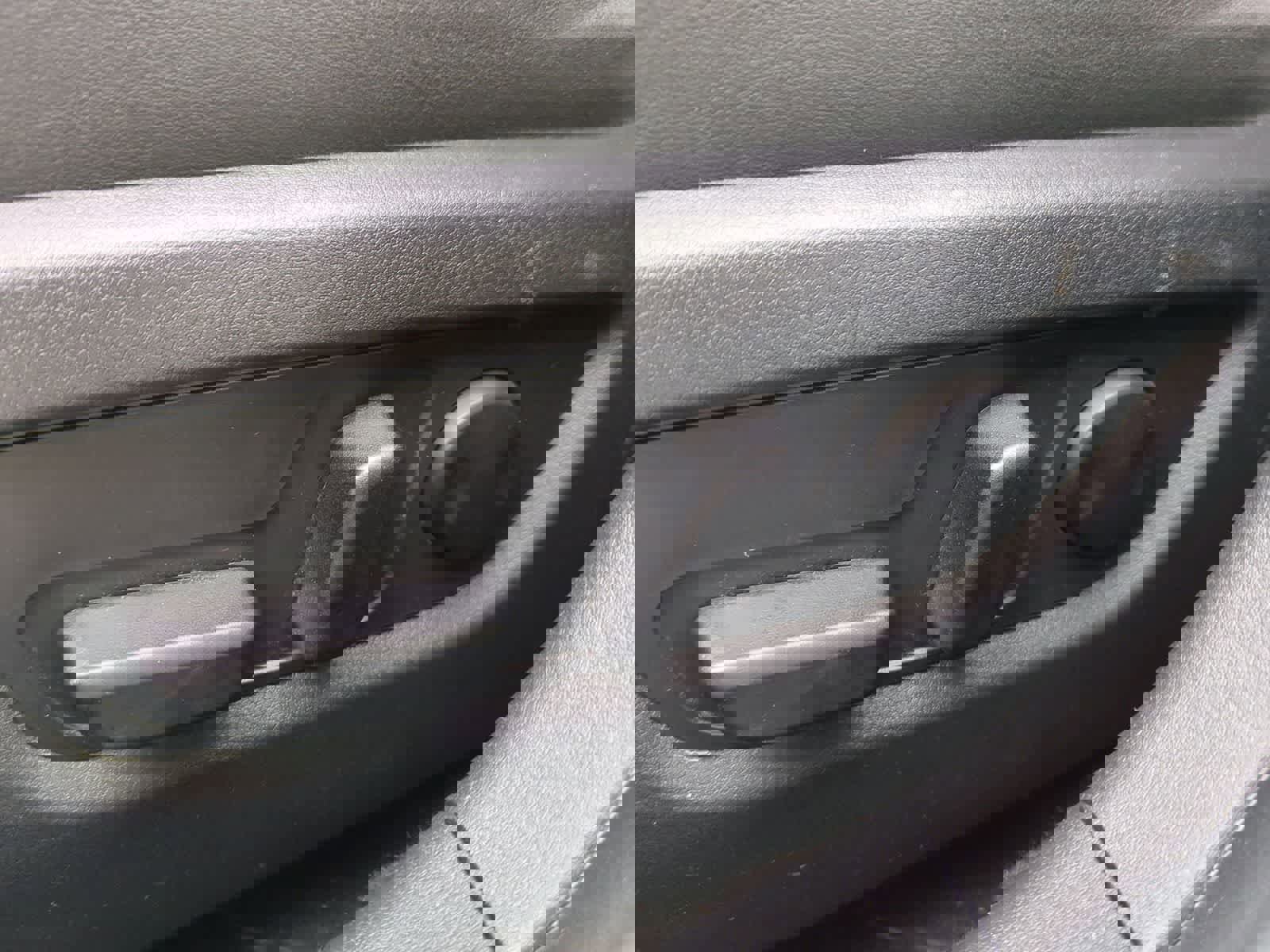 Used 2023 MAZDA CX-30 AWD 2.5 S w/ Preferred Package image 16