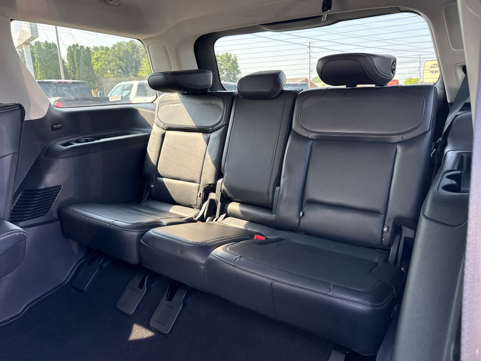 Used 2025 Ford Expedition Platinum AWD/4WD image 23