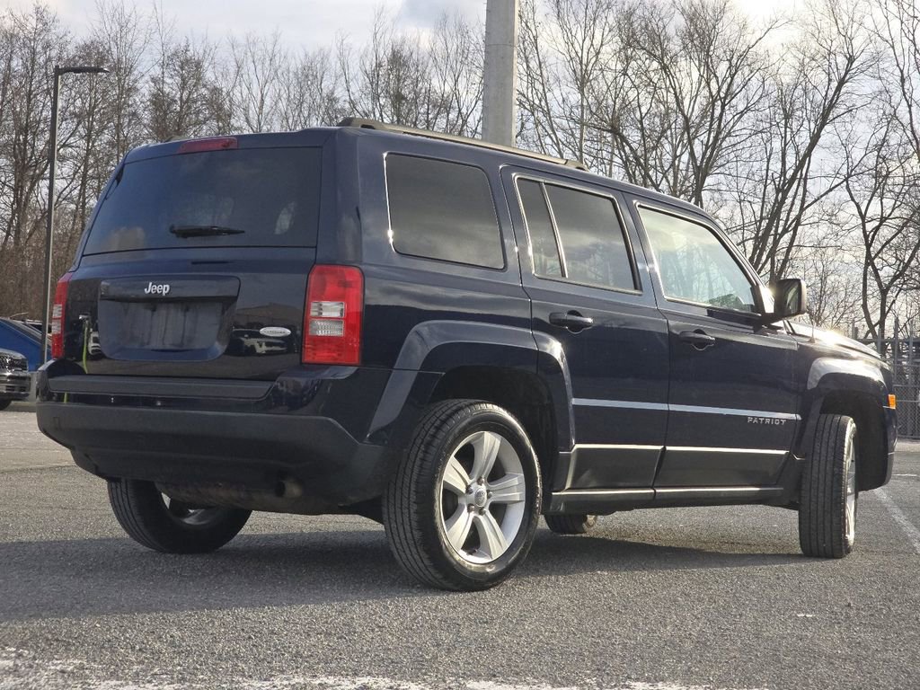 Used 2015 Jeep Patriot Latitude w/ Sun/Sound Group image 14