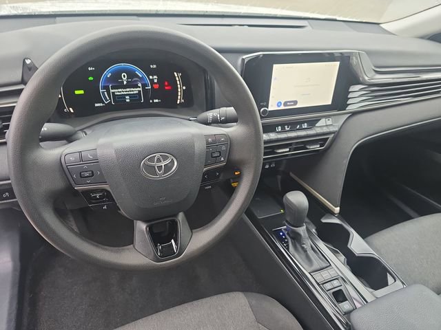 Used 2025 Toyota Camry LE image 15