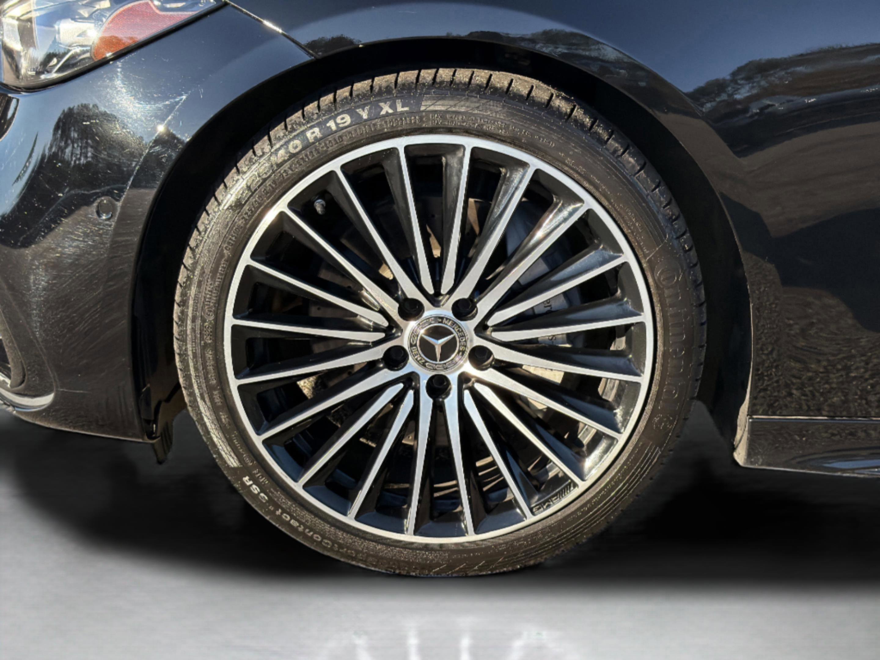 Used 2023 Mercedes-Benz C 300 Sedan w/ AMG Line w/ Night Package image 31