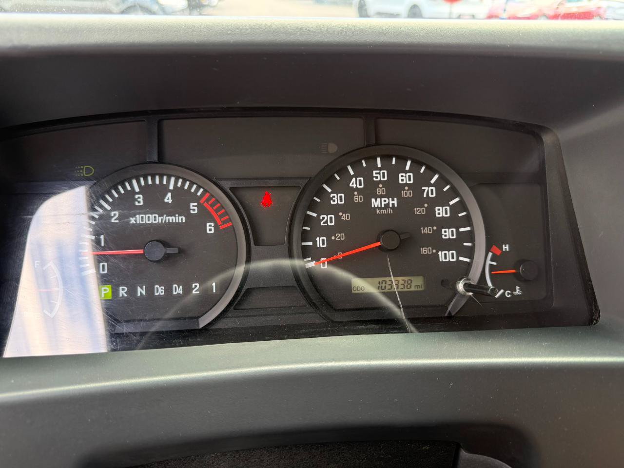 Used 2019 Isuzu NPR RWD image 27