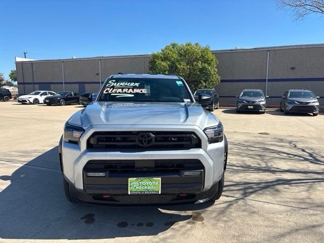 Used 2026 Toyota 4Runner SR5 AWD/4WD image 2