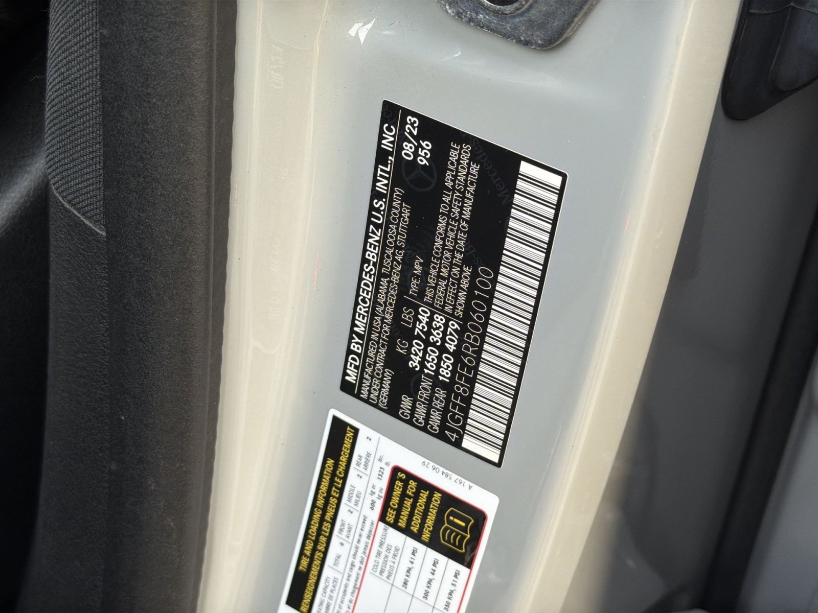 Used 2024 Mercedes-Benz GLS 580 4MATIC image 30