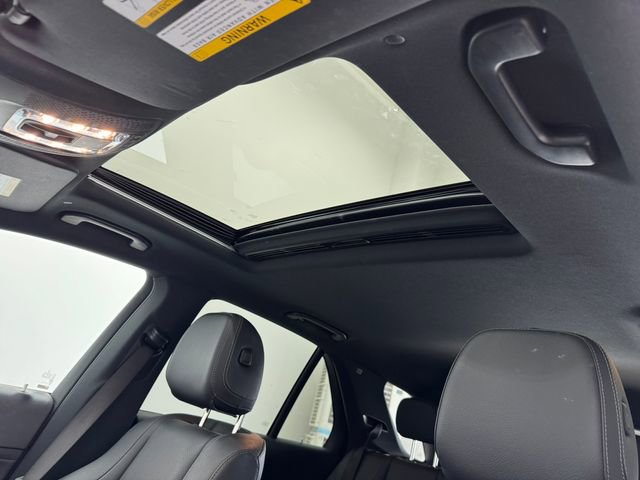 Used 2024 Mercedes-Benz GLE 450 4MATIC image 5