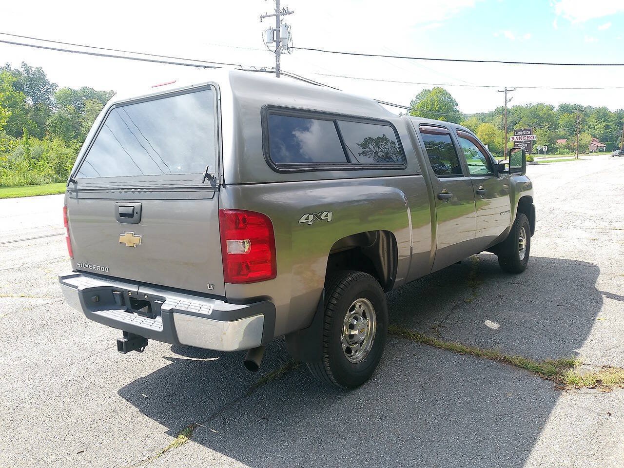 Used 2007 Chevrolet Silverado 2500 LT w/ 1LT Convenience Package AWD/4WD image 6