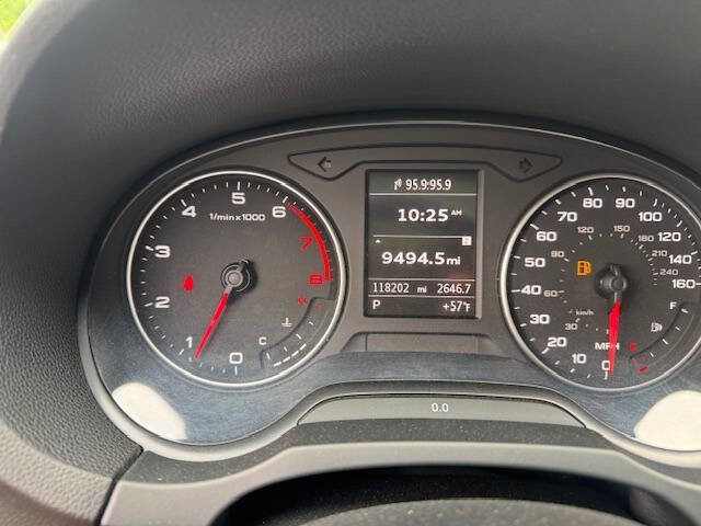 Used 2015 Audi A3 1.8T Premium image 29