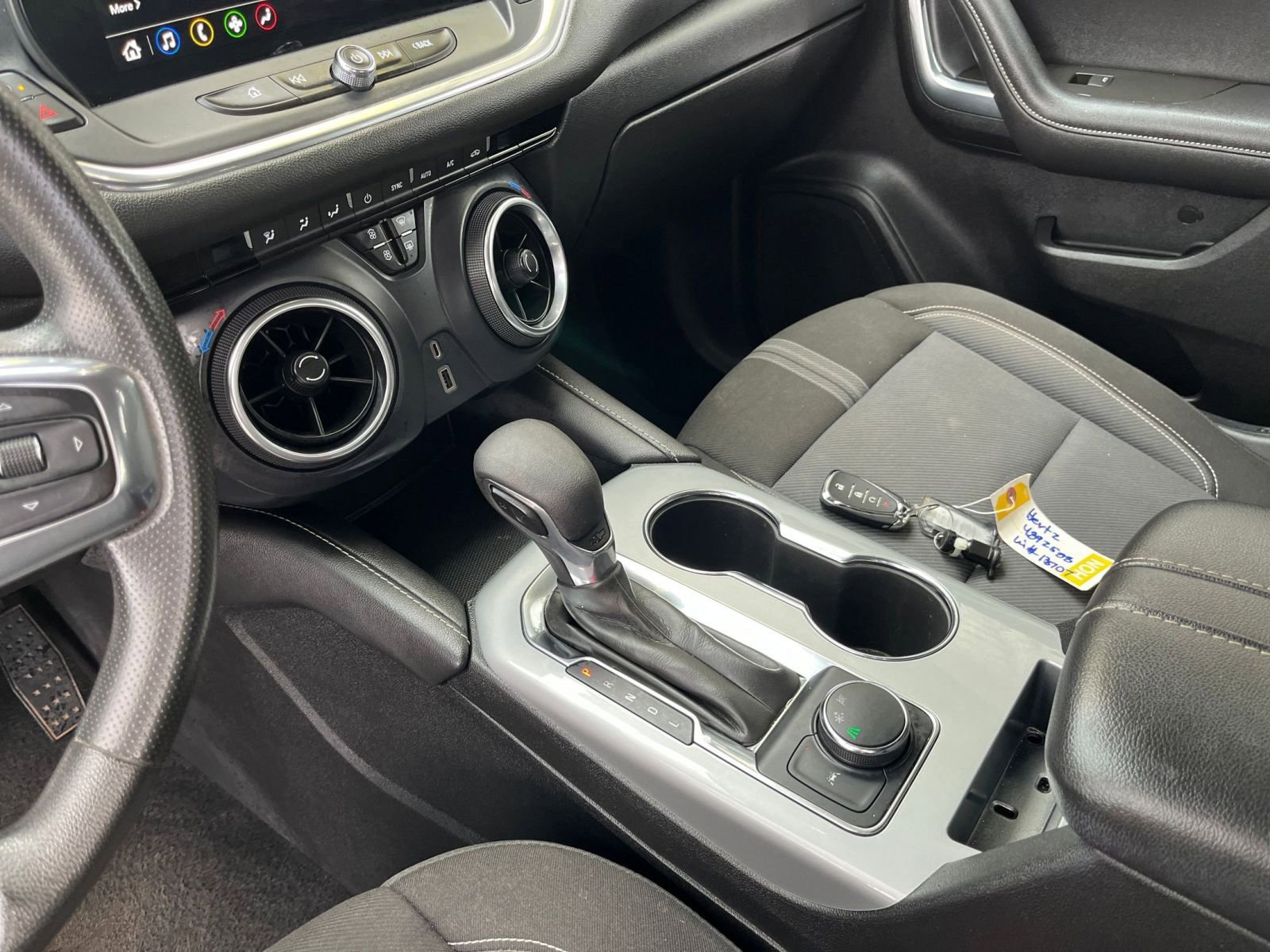 Used 2023 Chevrolet Blazer LT image 41