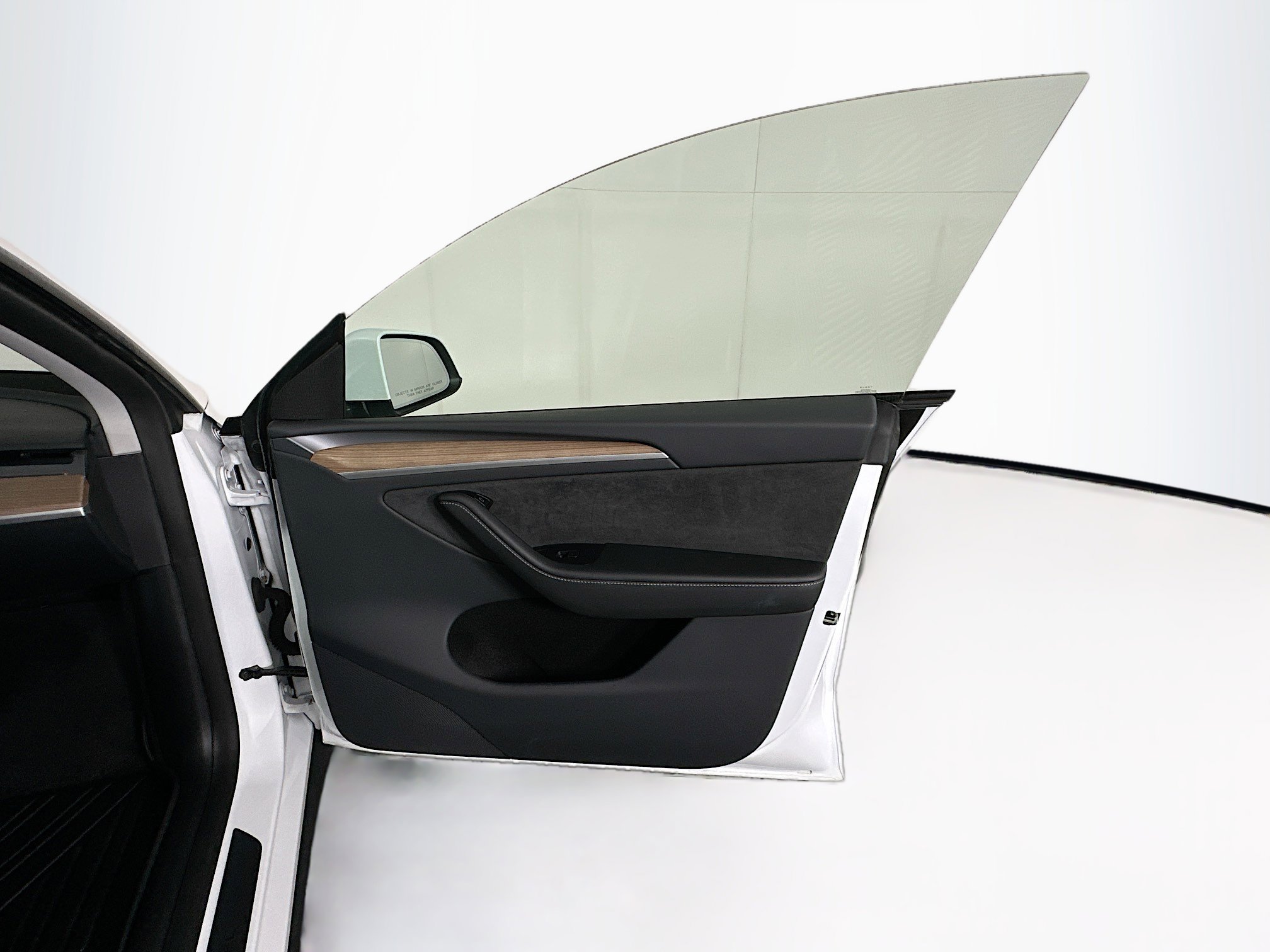 Used 2024 Tesla Model Y Long Range image 31