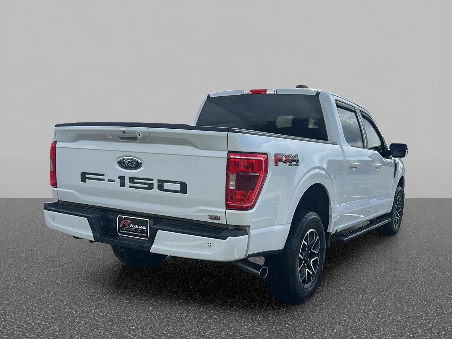 Used 2022 Ford F150 XLT w/ Equipment Group 302A High AWD/4WD image 8