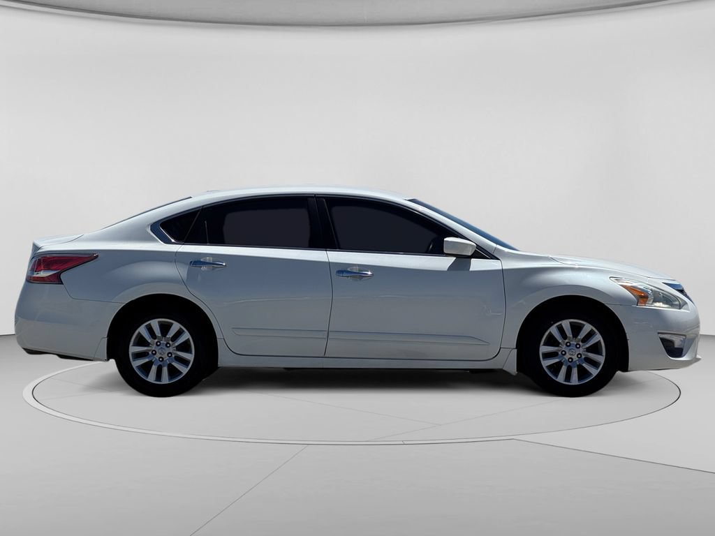 Used 2014 Nissan Altima 2.5 S w/ Display Audio Package FWD image 31