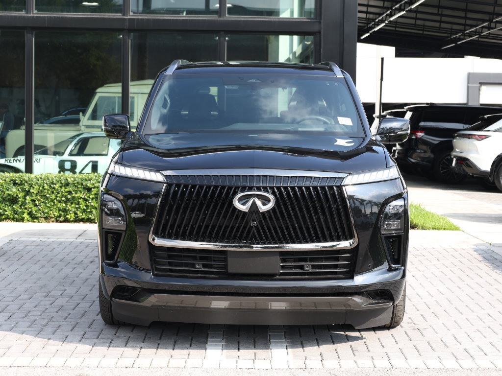 Certified 2026 INFINITI QX80 Autograph w/ Premium Cargo Package AWD/4WD image 3