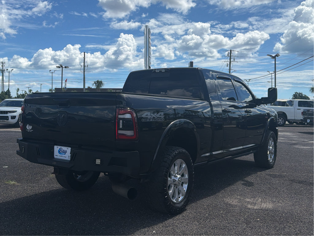 Used 2022 RAM 2500 Limited w/ Night Edition AWD/4WD image 4