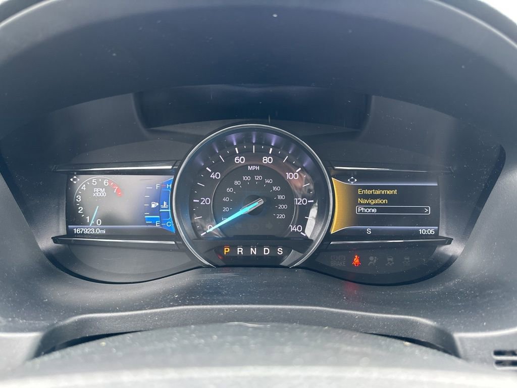 Used 2019 Ford Explorer XLT w/ Equipment Group 202A AWD/4WD image 27
