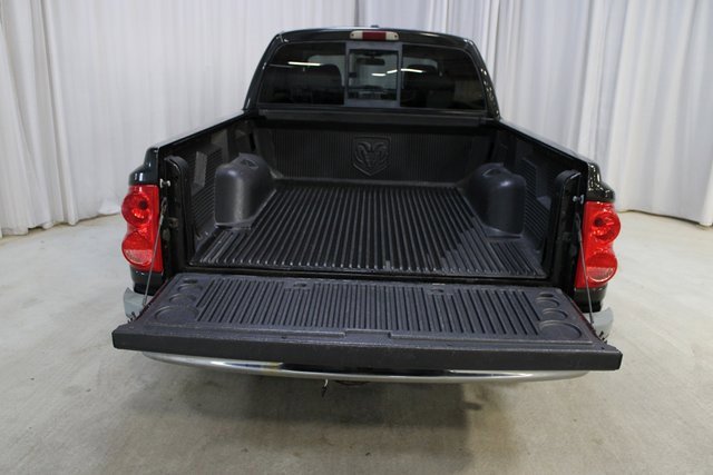 Used 2007 Dodge Dakota Laramie w/ Sun & Wheel Value Group image 7