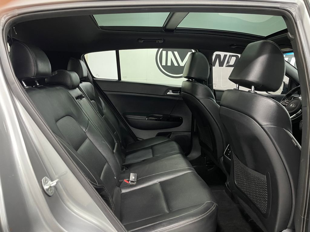 Used 2021 Kia Sportage S w/ S AWD Premium Package image 29