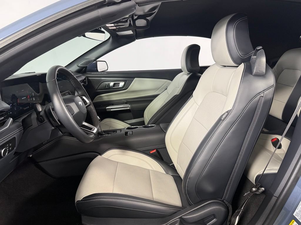 Used 2025 Ford Mustang GT Premium RWD image 20