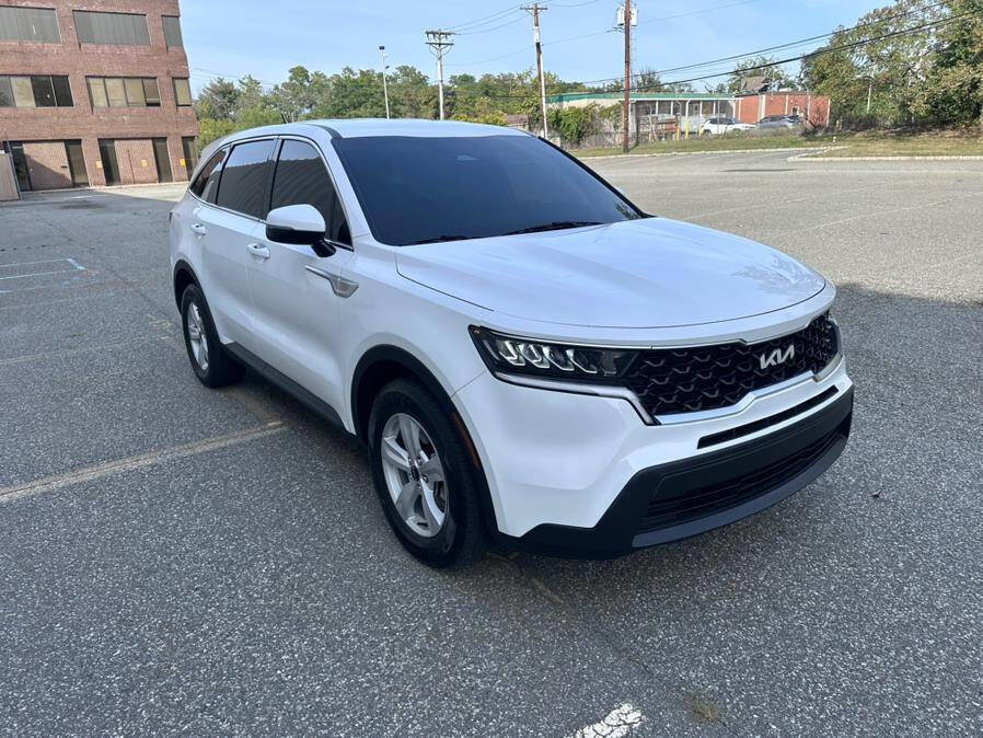 Used 2023 Kia Sorento LX image 5