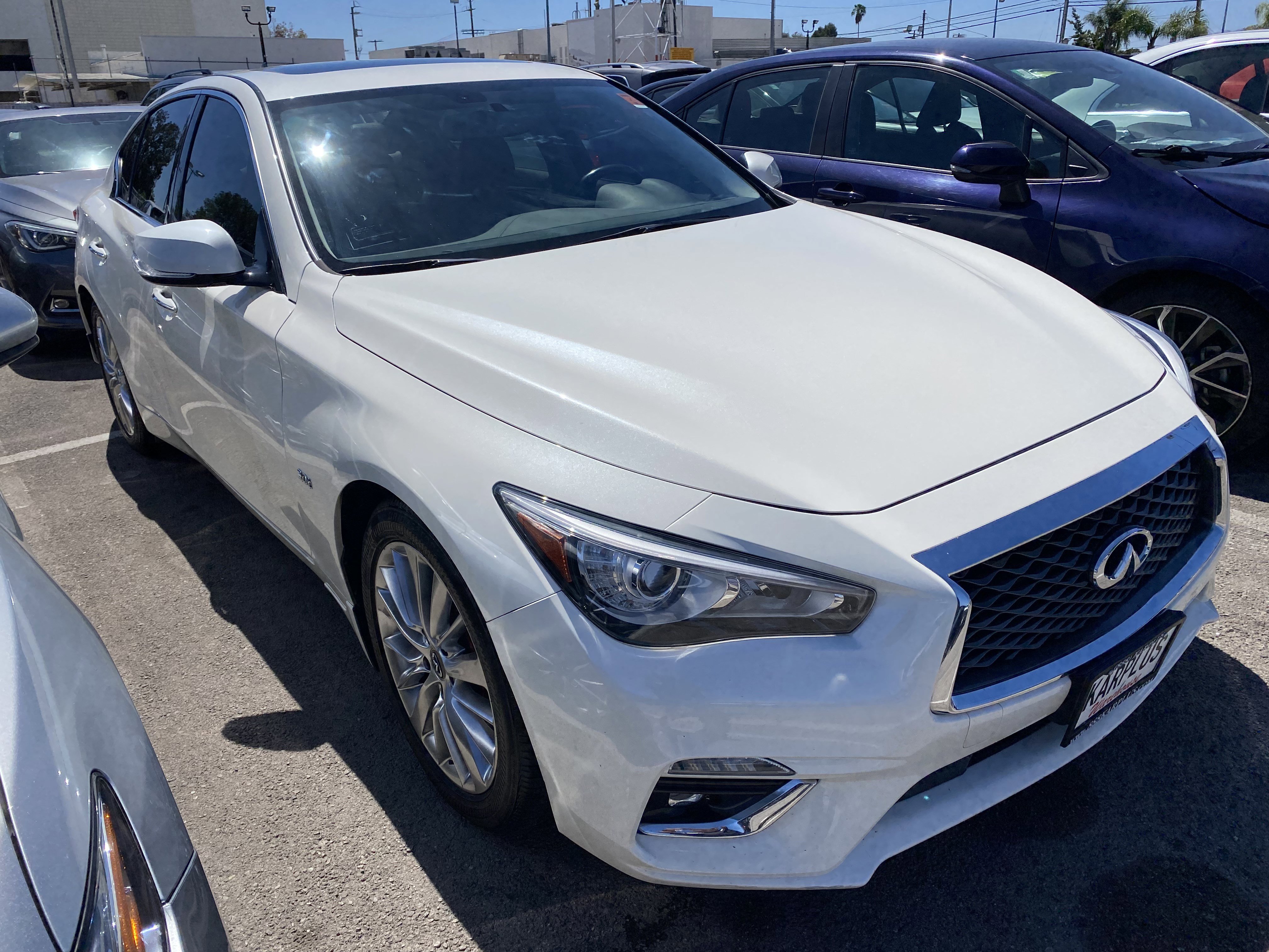 Used 2019 INFINITI Q50 Luxe w/ Essential Package (3.0T Luxe) RWD image 4