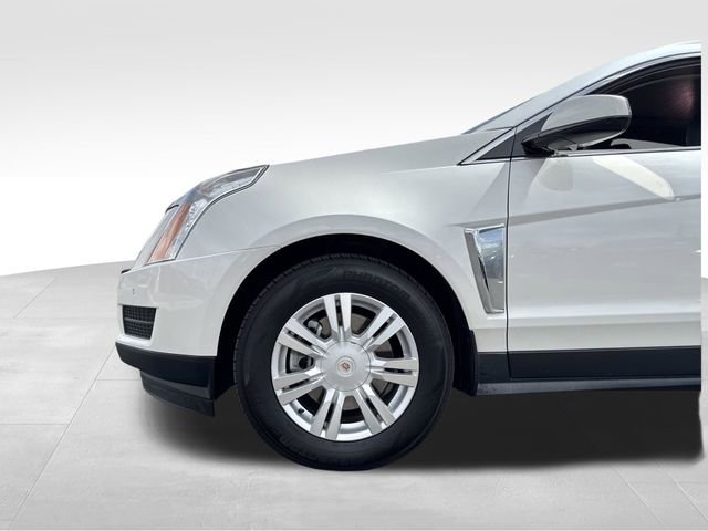 Used 2015 Cadillac SRX Luxury w/ Driver Awareness Package image 30