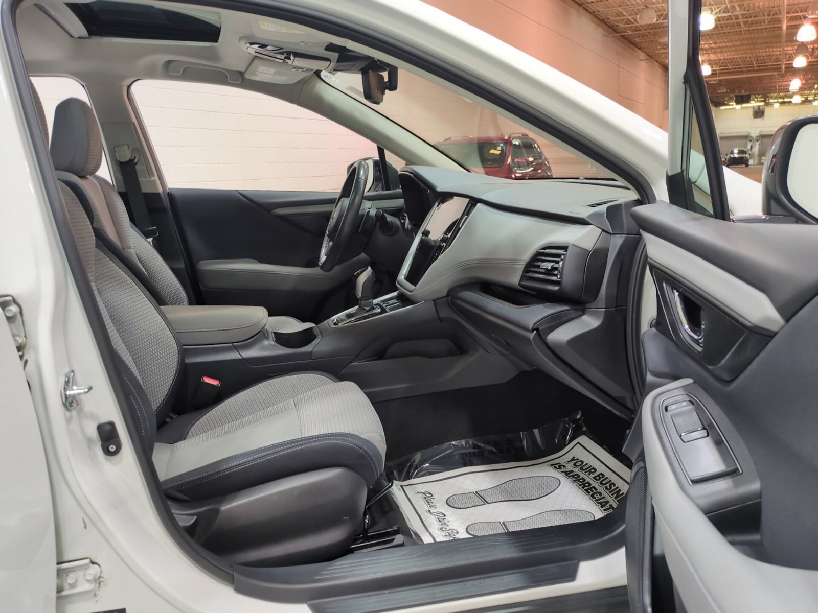 Certified 2024 Subaru Outback Premium AWD/4WD image 9
