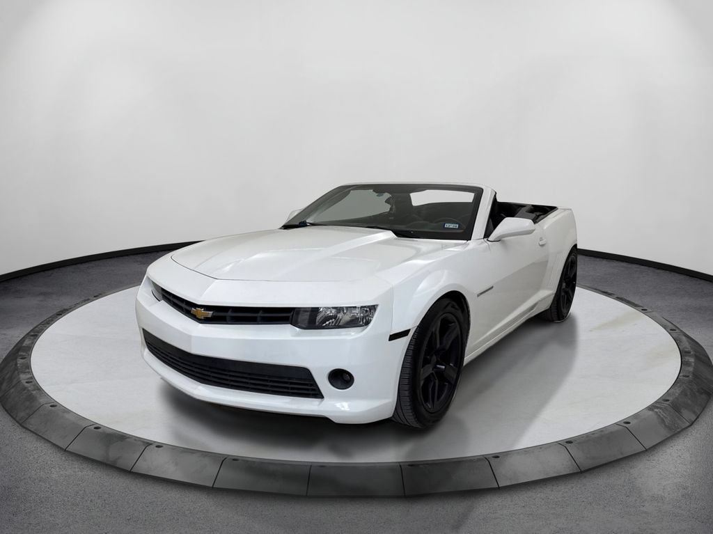 Used 2015 Chevrolet Camaro LT RWD image 1